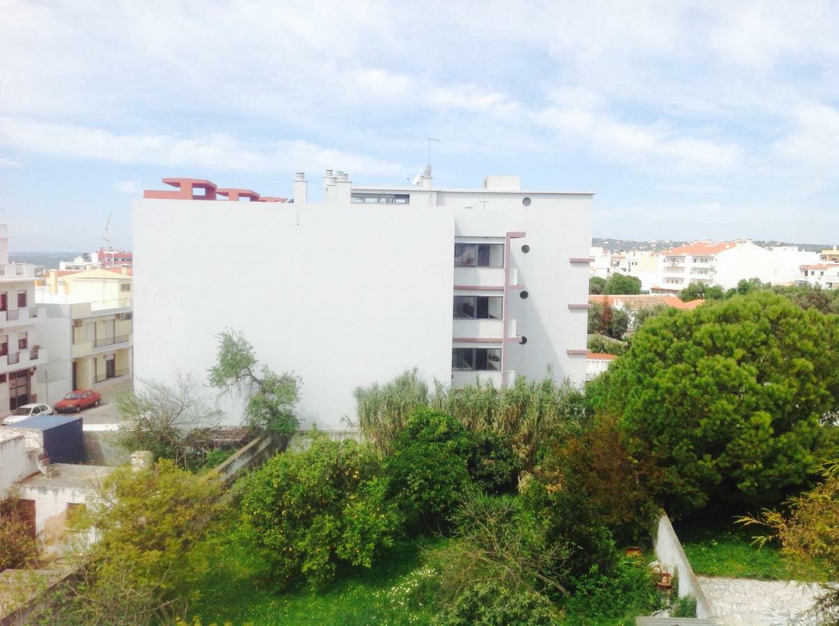 Pensão Algarve Alojamento de Acomodação e Pequeno-almoço *